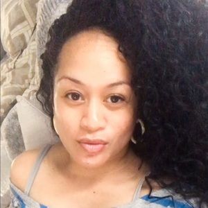 Meet your Posher, Queen